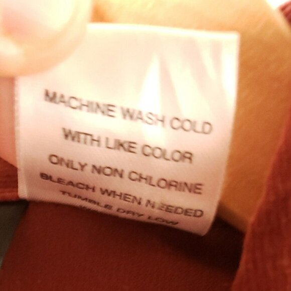 Harve Benard Womens Corduroy Velvet Feel Structured Button Down Shirt Small - Picture 7 of 7